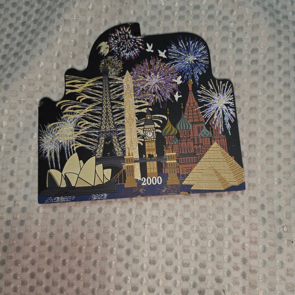 CATS MEOW 2000 GLOBAL NEW YEARS EVE WOOD DECOR